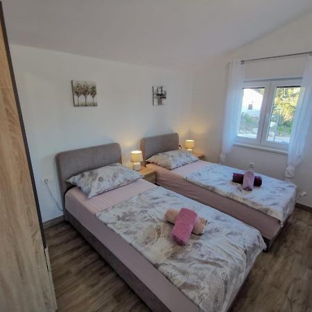 Apartmani Goga 2 Molat Extérieur photo